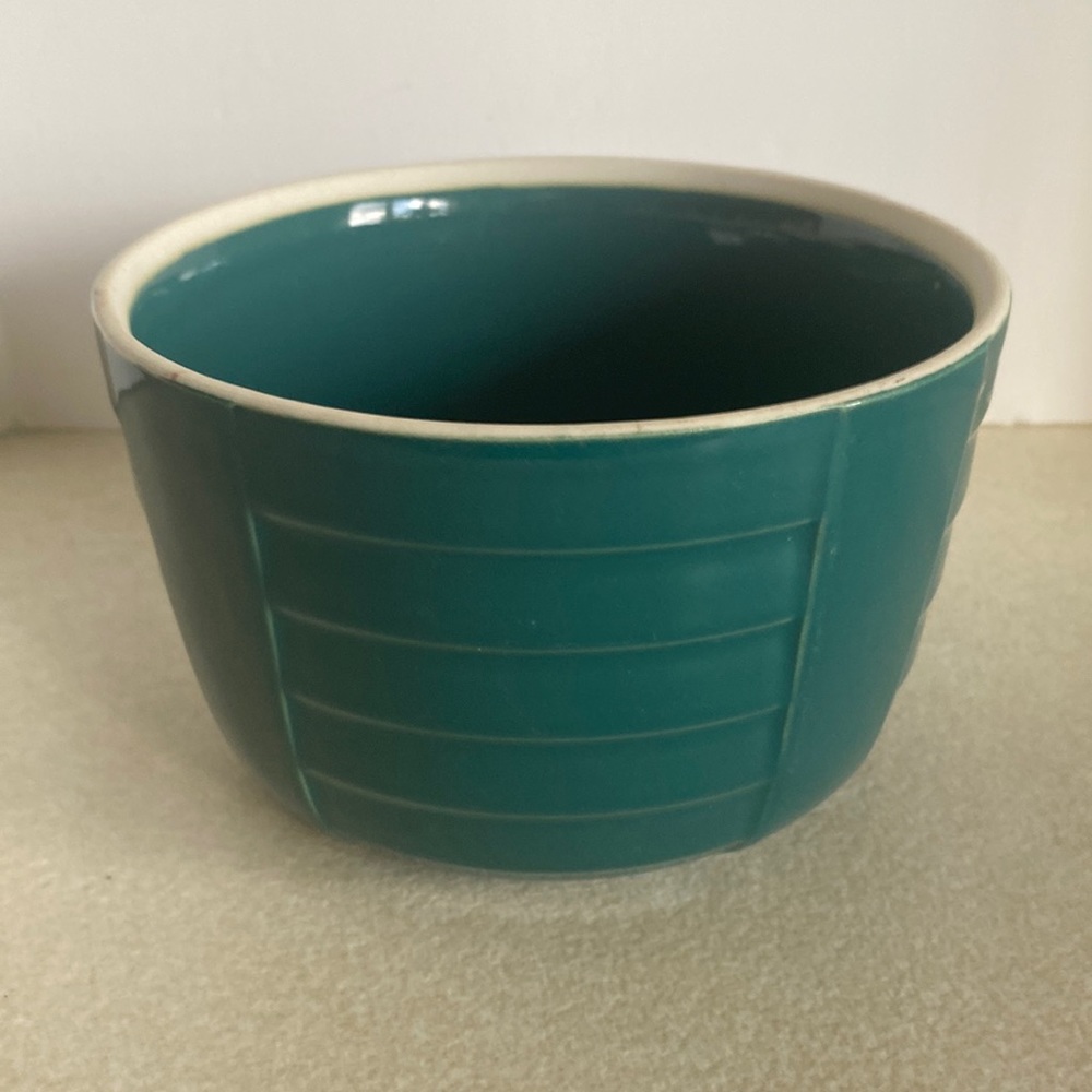 Vintage Hall China Co. for Hotpoint Refrigerators hunter green serving dish